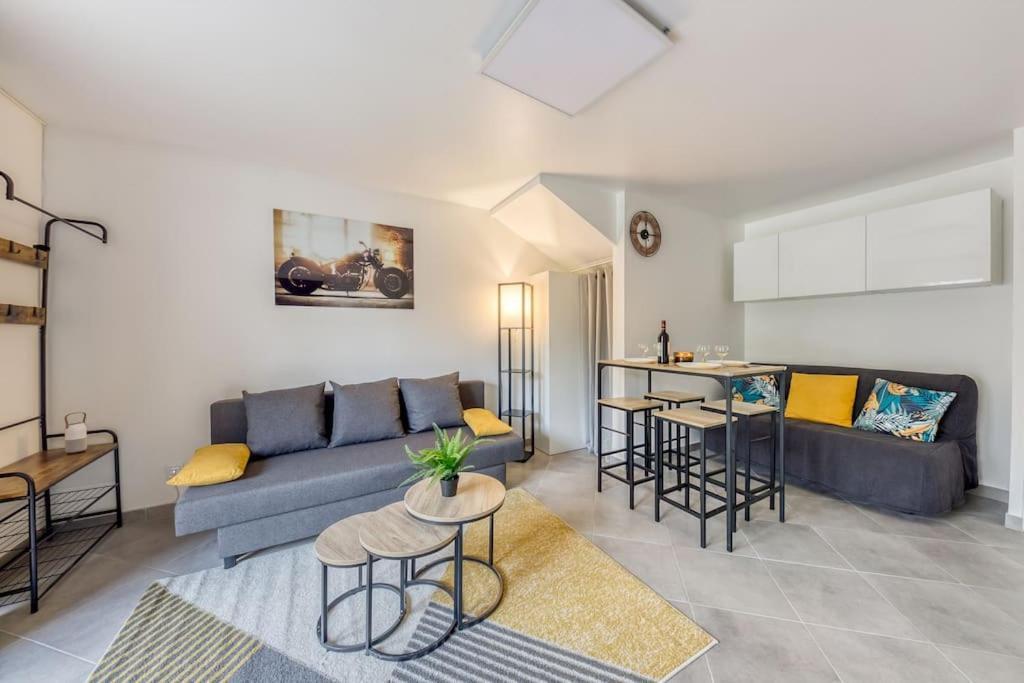 Апартаменти Cocoon - Jardin - Boite A Cle - Wi-Fi Baulne Екстер'єр фото